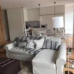 Park Avenue Vieira 아파트 *